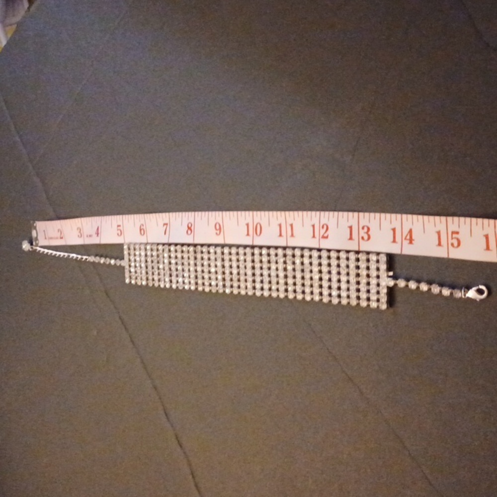 Ladies White Rhinestones Chocker - Picture 7 of 7